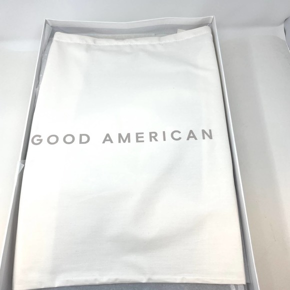 Good American Chelsea Lug Sole Combat Boots In Black Size 13 New - Picture 8 of 9